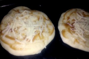 Pizza ( cu blat cumparat )