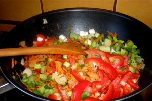 Vegan_ dovlecei şi cartofi gratinaţi, o masă de duminică