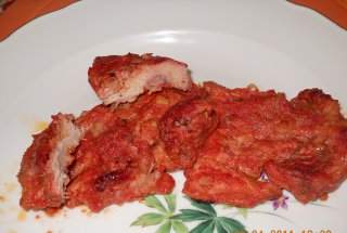Pulpa de porc in sos de rosii