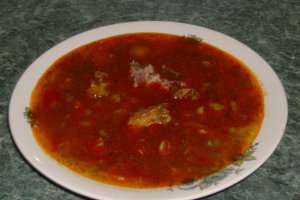 Ciorba de fasole boabe cu ciolan afumat