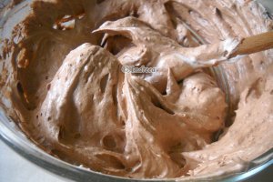 Cozonac cu nuca,cacao si rahat