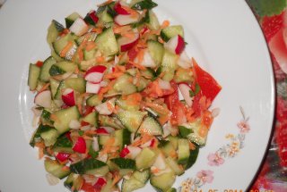Salata de castraveti