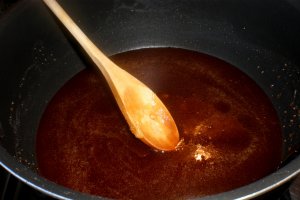 Tort din fructe  si blat cu nucă