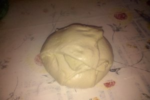 Croissante cu finetti din aluat foietaj ultrarapid