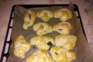 Croissante cu finetti din aluat foietaj ultrarapid