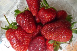 Inghetata cu Mascarpone si fructe