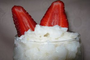 Orez cu lapte şi fructe