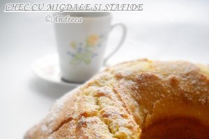 Chec cu migdale si stafide