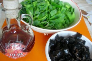 Pasta de masline cu ierburi aromate