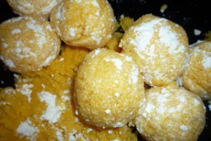 Bulete de mamaliguta cu branza