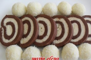 Desert rulada de biscuiti cu nuca de cocos