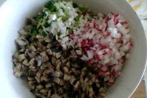 Salata de ciuperci