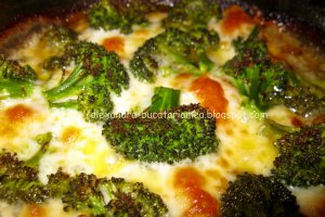 Pulpe de pui gratinate cu broccoli