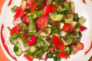 Salata de leurda si loboda