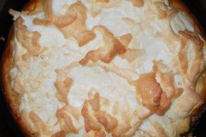 Tarta cu lamaie si bezea
