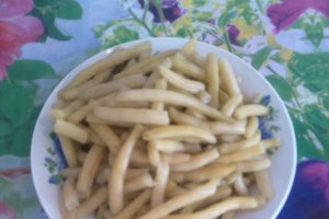 Fasole galbena cu maioneza