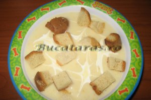 Supa crema de conopida cu iaurt