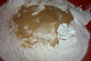 Chifle floare cu susan si mac