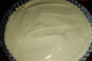 Tarta cu fructe cu blat de pandispan