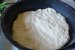 Pizza cu spanac si pesto cu o salata de capsuni cu spanac-4