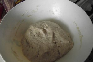 Paine neagra de casa
