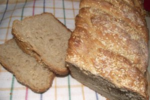 Paine neagra de casa