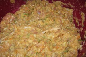 Chifteluţe de peşte şi pui