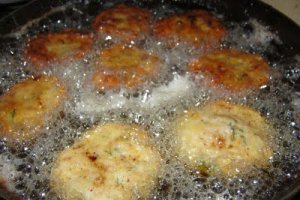 Chifteluţe de peşte şi pui