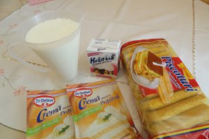 Tort cu crema de lamaie