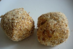 Pane-uri de ciuperci umplute