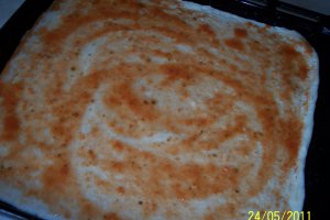 Pizza cu piept de pui