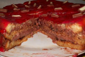 Tort rosu