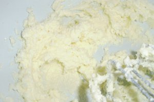 Briose cu merisoare si ciocolata Bounty