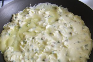 Clatite cu flori de salcam