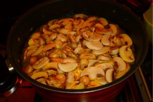 Ciorba de pui cu ciuperci