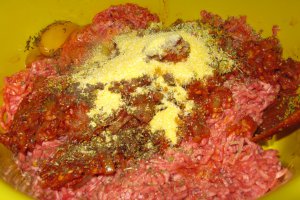 Sarmale in foi de varza dulce