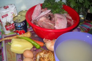Ciorba de curcan cu taitei de casa