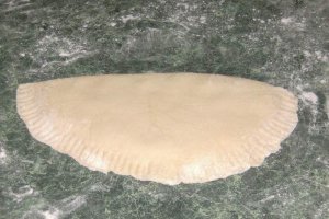 Turte cu urda si marar