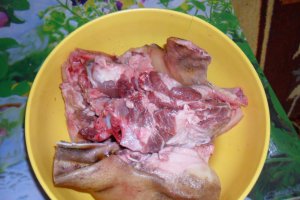 Rasol din cap de porc