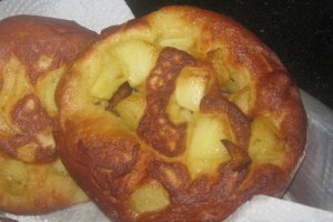 Gogosele cu mar(Apfelkrapfen)