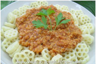 Margarete cu sos si carne