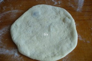 Placinte ardelenesti, umplute cu cartofi copti si aroma de ceapa