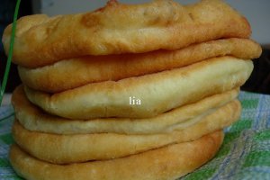 Placinte ardelenesti, umplute cu cartofi copti si aroma de ceapa