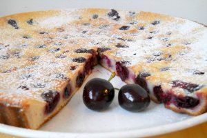Budinca cu cirese amare sau Clafoutis