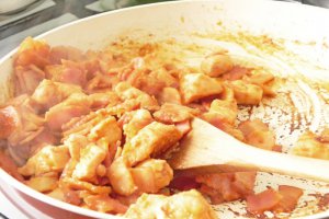 Clatite cu carne la cuptor
