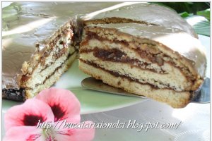 Tort fraged cu dulceata de capsune