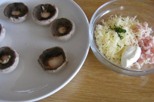 Ciuperci umplute