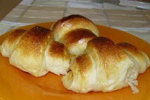 Cornuri pufoase cu gem si nuca de cocos