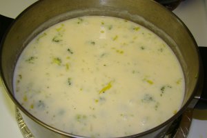 Supa crema de broccoli si branza