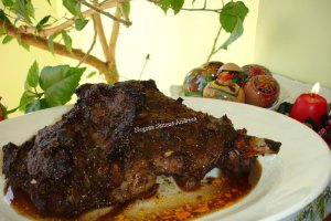 Miel la cuptor cu garnitura de legume